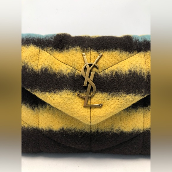 SAINT LAURENT
Small Puffer Bag in Tie Dye Fabric and
Lambskin - Picture 4 of 11